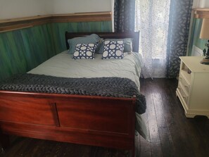 3 camere, una scrivania, ferro/asse da stiro, Wi-Fi