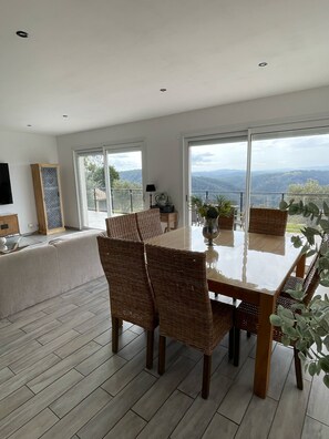 Dining - Villa Provençale Tout Confort Avec vue (Tanneron)
