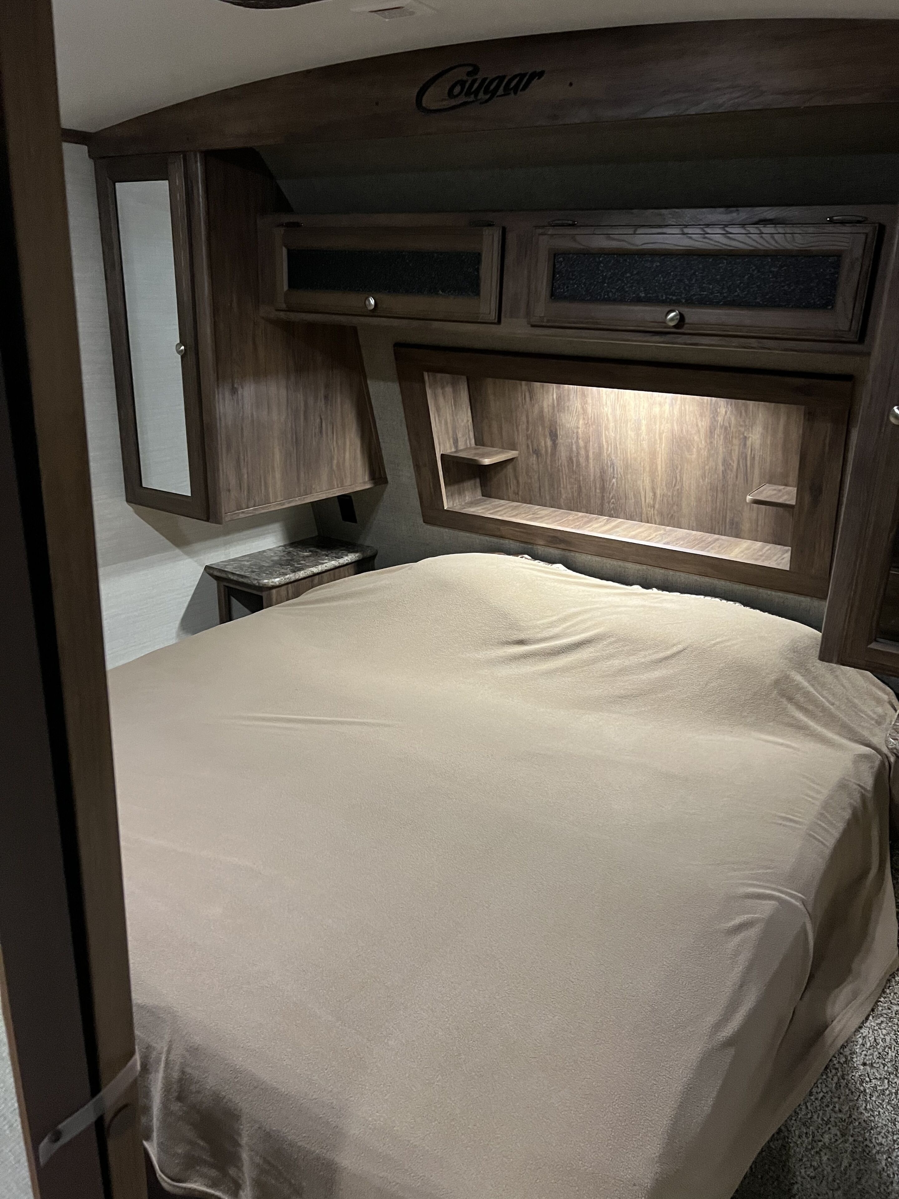 Camper Near Greers Ferry Lake with boat ramp access!