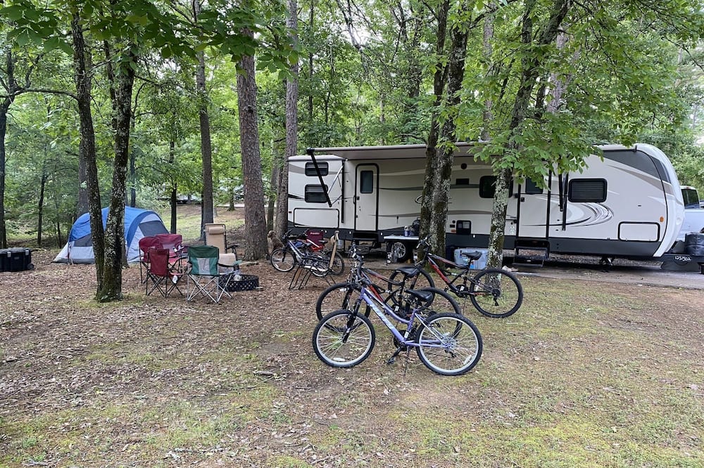 Greers Ferry Lake Airbnb & Cheap Cabin Rentals from 90 AirCabins