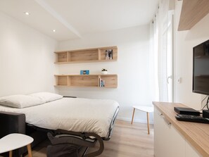 1 dormitorio y ropa de cama