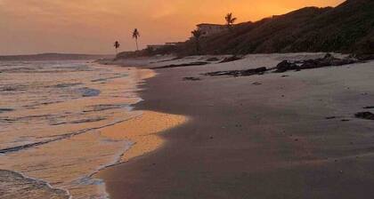 Annes Beach House. Nyannyanor, Gomoa East, Ghana