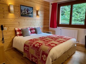 Kamar Standar | Brankas, Wi-Fi gratis, dan seprai linen