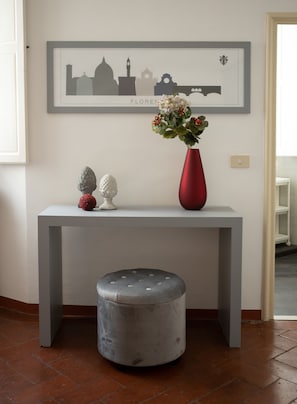 Desk, laptop workspace, iron/ironing board, free WiFi