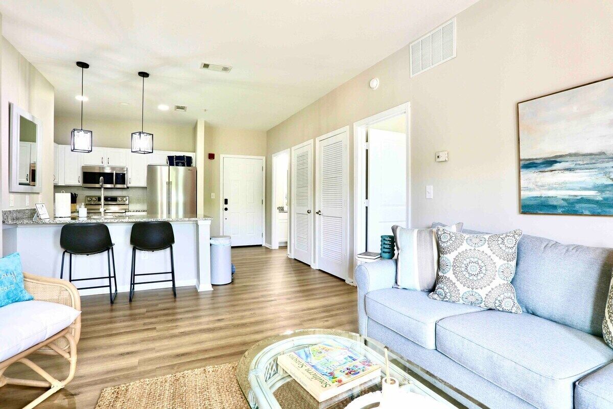 The Laura, Fall Season Sale!