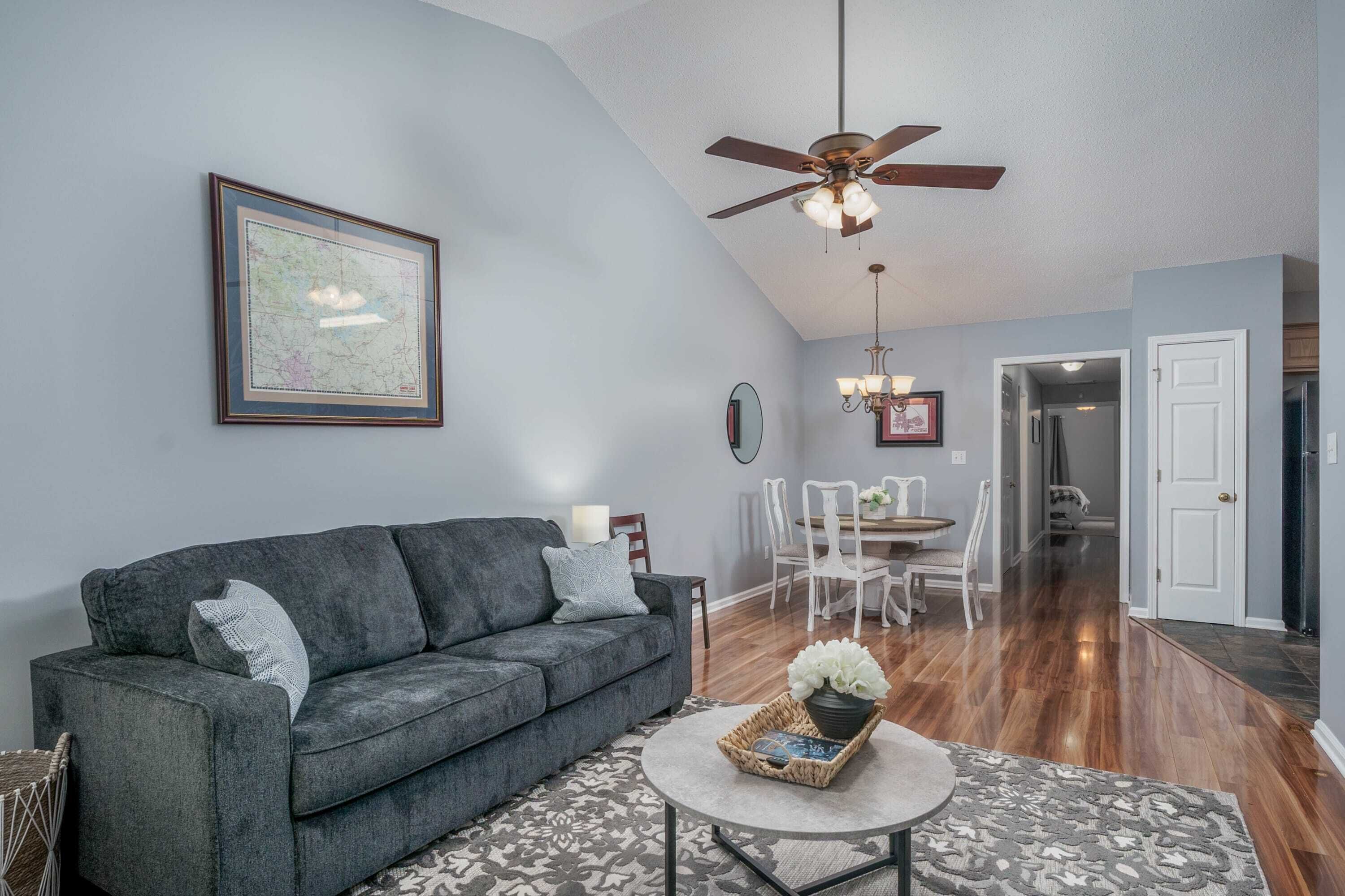 Bunking at Bek's - Cozy - Convenient - Clean