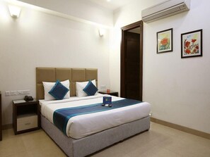 Iron/ironing board, free WiFi - Alpina Hotels & Suites (Gurugram)