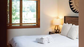 4 habitaciones, escritorio, tabla de planchar con plancha y wifi gratis