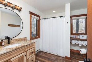 Hårføner og håndklær