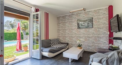 Maison Urt - Charmante maison avec piscine