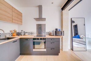 Køleskab, mikrobølgeovn, ovn, opvaskemaskine