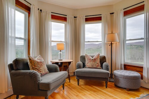 17-Acre Vermont Escape w/ Panoramic Mountain Views