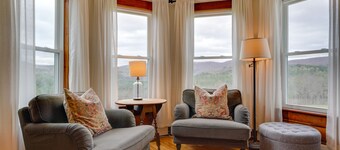 17-Acre Vermont Escape w/ Panoramic Mountain Views