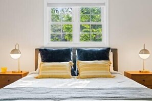 4 soverom, strykejern/-brett, wi-fi og sengetøy