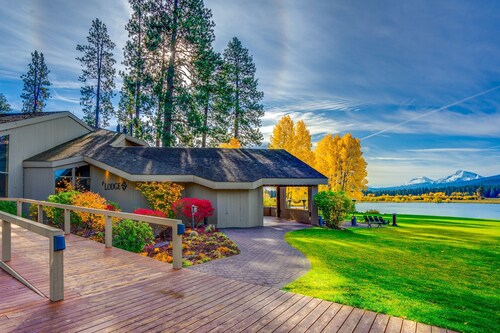 Placid dog-friendly home with gym, tennis court, firepit, sauna, pool, & hot tub