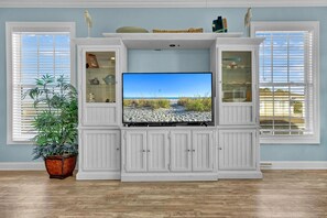 Interior - Antigua Blue - Private Pool - Walk to Beach - 6BR/7BA (North Myrtle Beach)