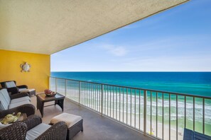 Property grounds - Gulf front condo w/ pool & free beach service (Panama City Beach)