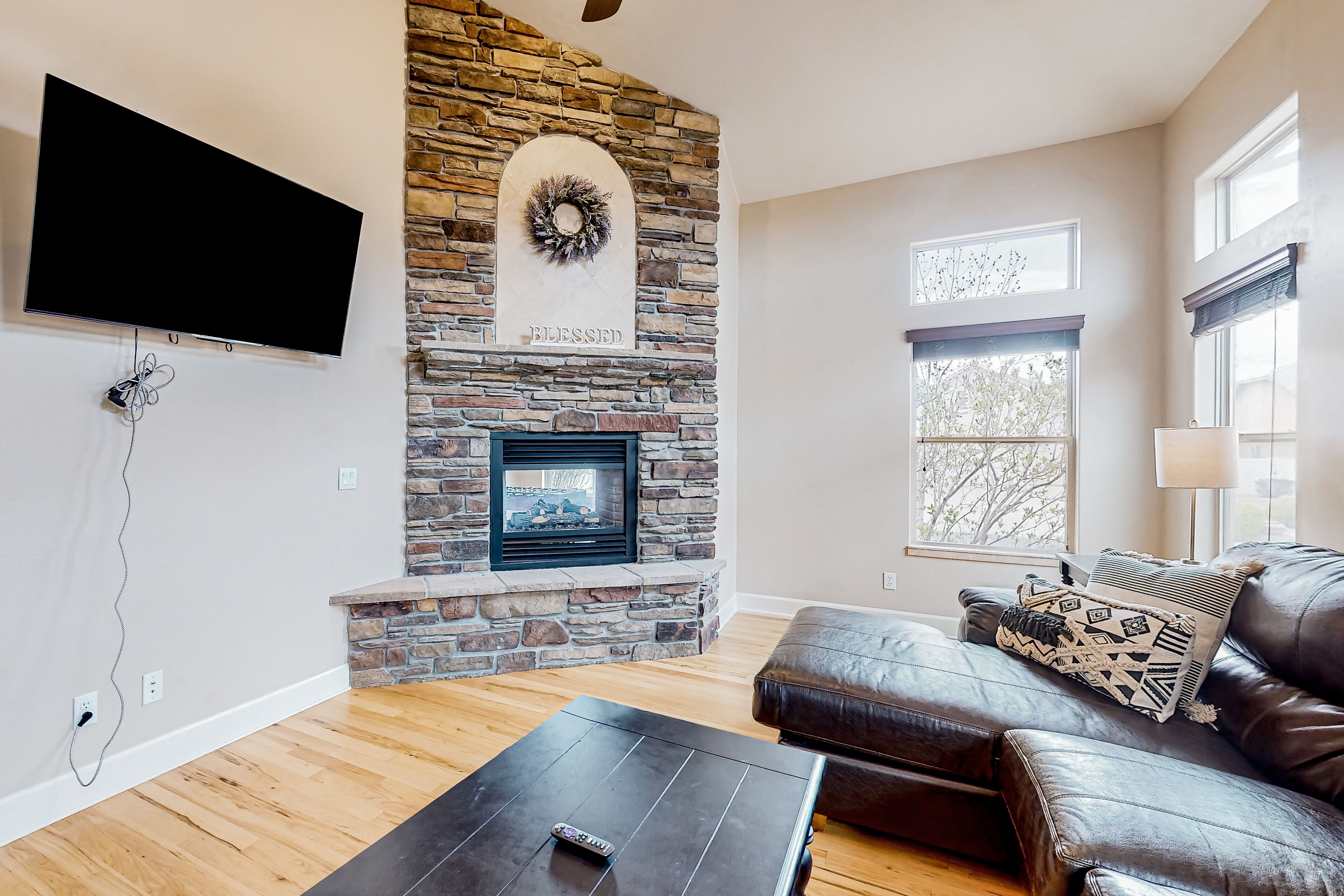 Dog-friendly home with grill, patio, foosball table, fireplace, & streaming