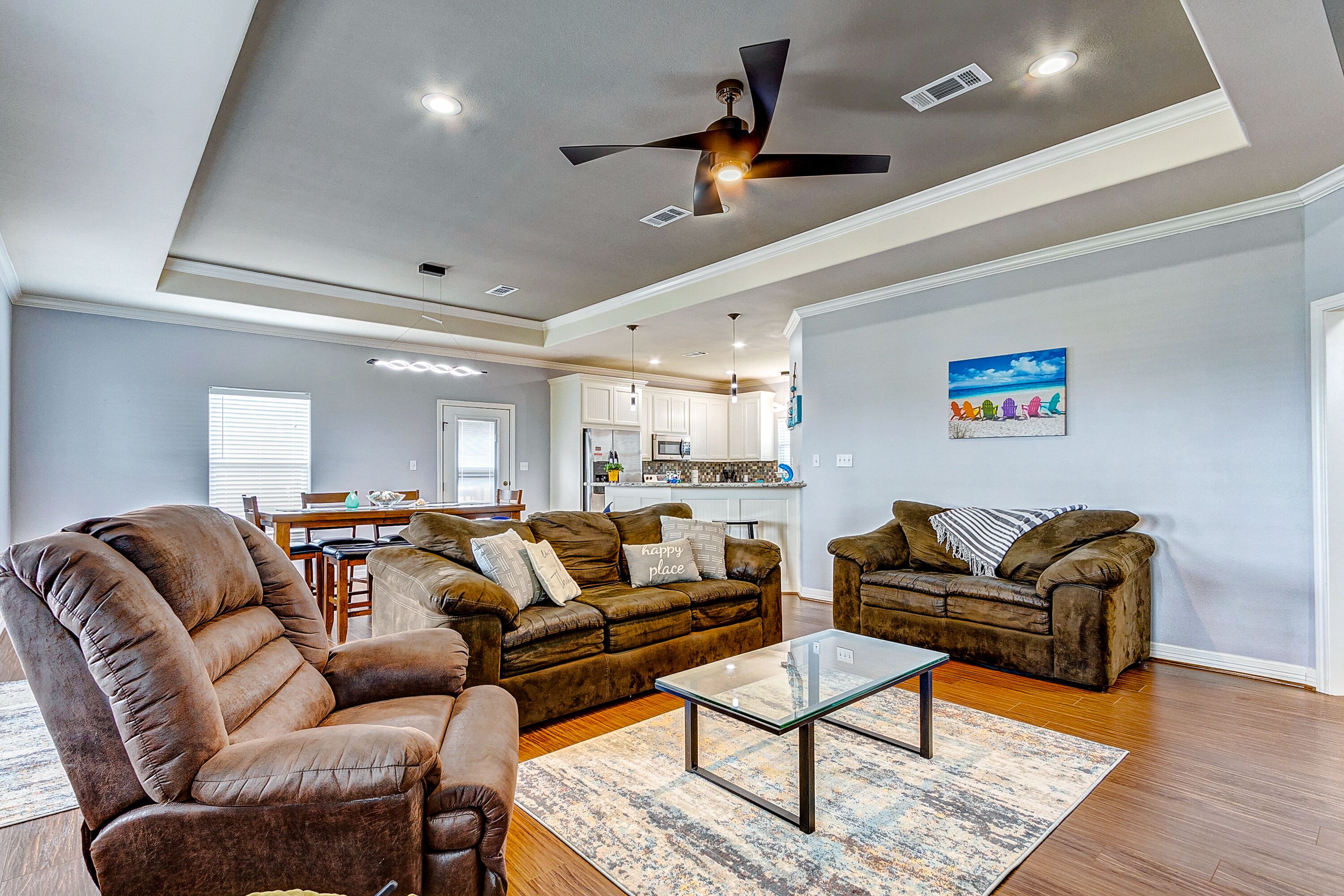 Blissful Waves at Crystal Beach is just minutes from the beach.