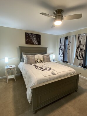 3 bedrooms, desk, iron/ironing board, free WiFi - Cozy Bay Home Beach+Casino+More (Atlantic City)