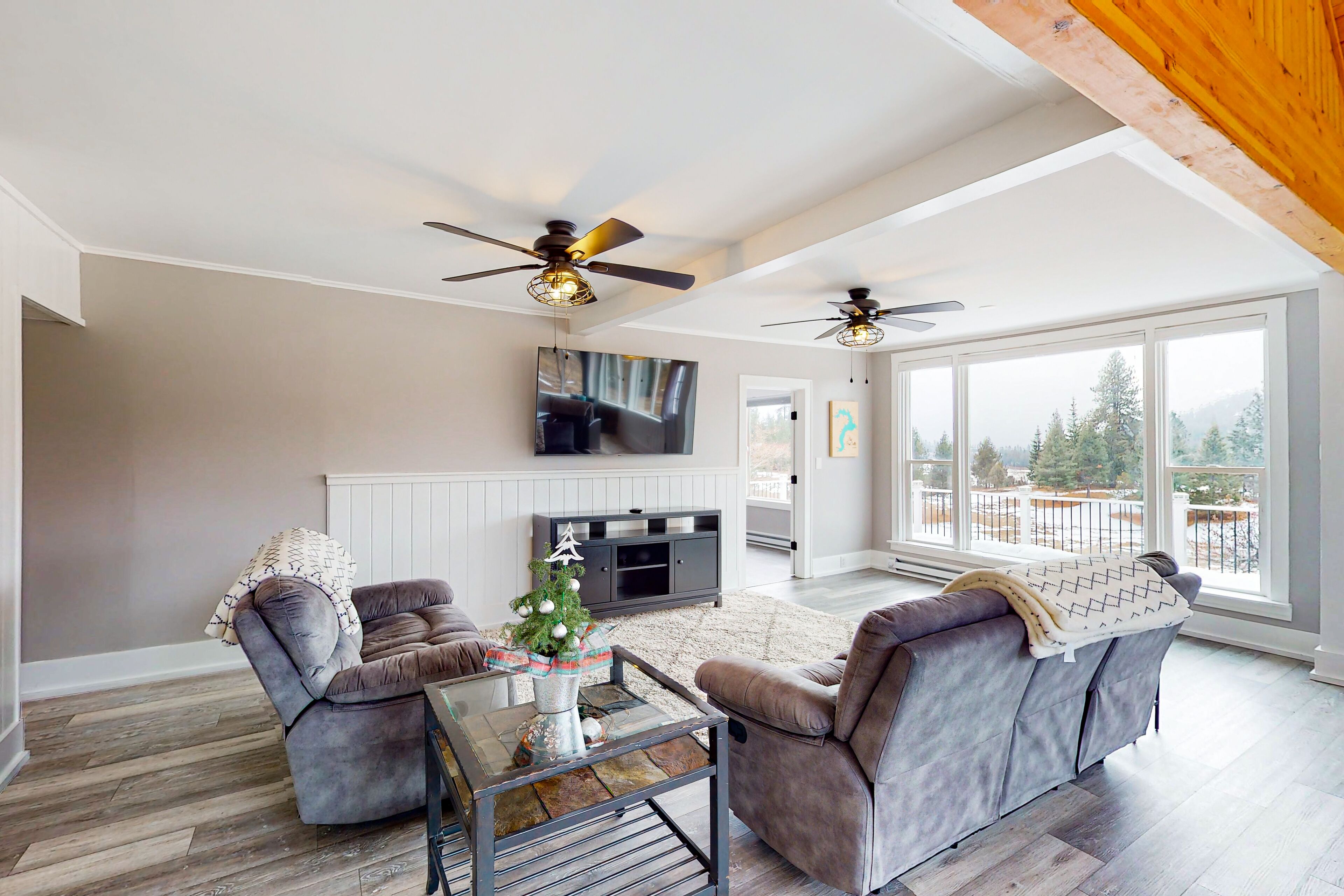 Dog-friendly home with gorgeous mountain view, large deck/yard & woodstove