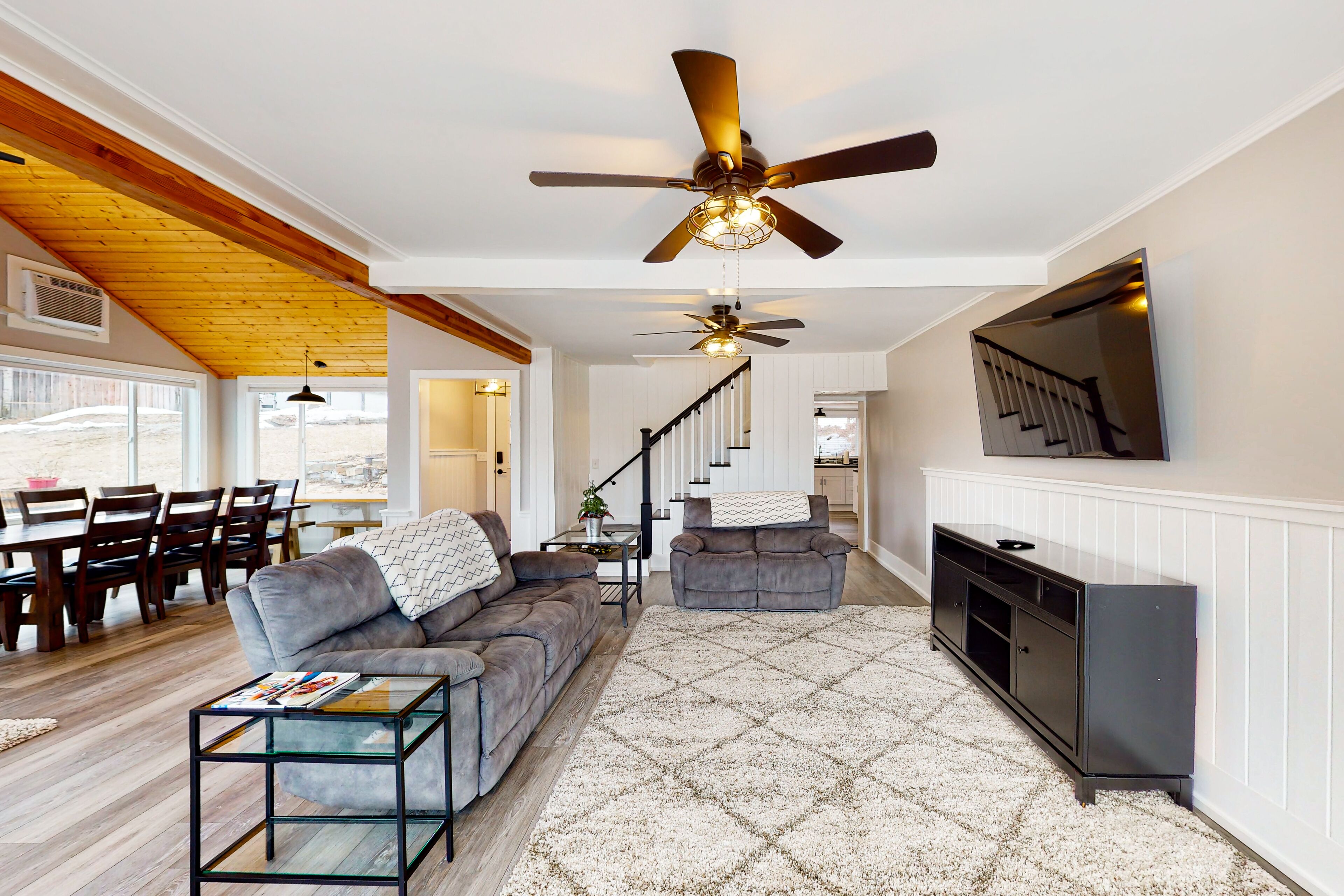 Dog-friendly home with gorgeous mountain view, large deck/yard & woodstove