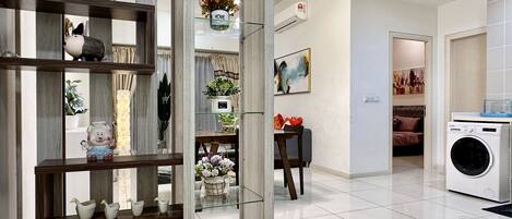 Nội thất lối vào