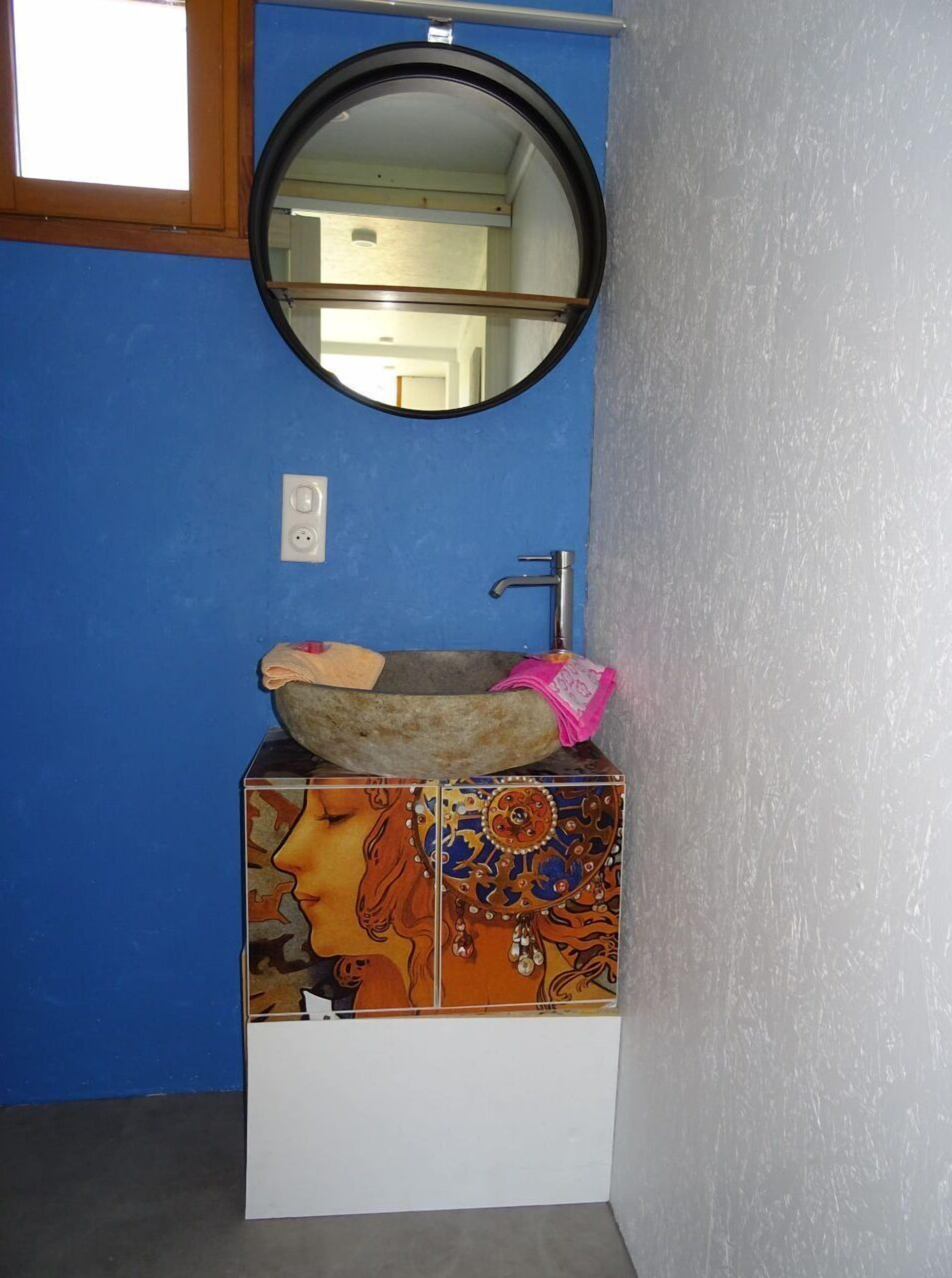 Welcome to stay at "Villa Perran Residence" 
" lake Geneva shoreline"