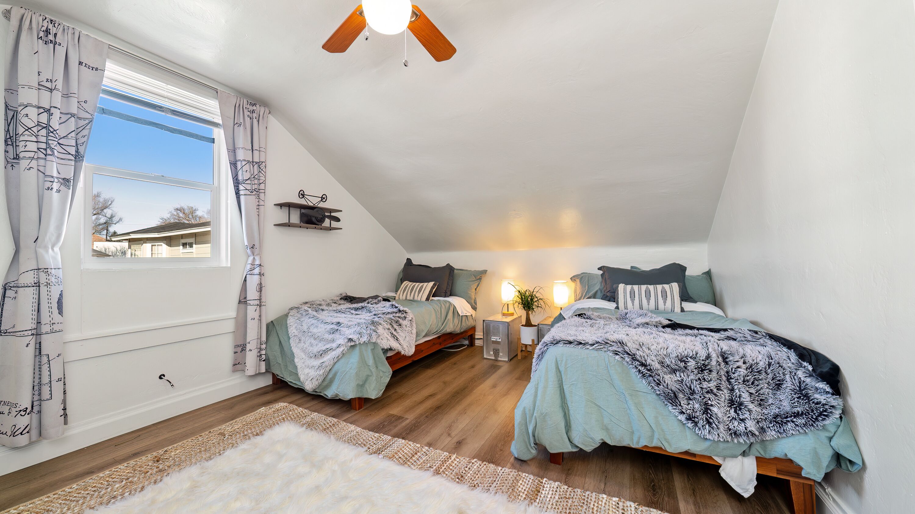 The Wright House | Home in the Heart of Midtown, Duplex walking distance from midtown