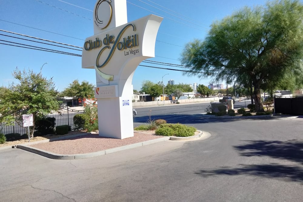 Minutes off the Strip - Enjoy Formula 1