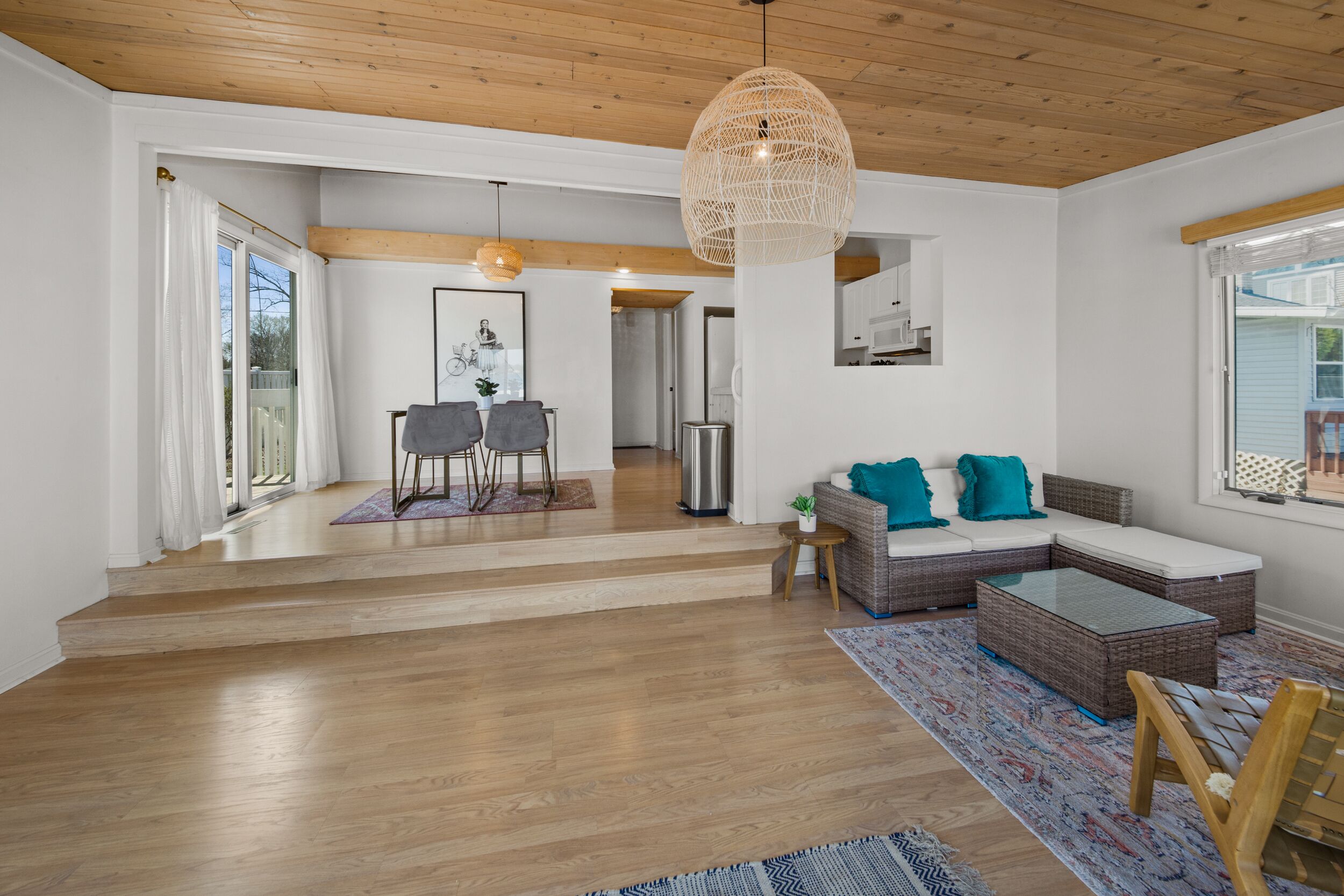 Lakefront Oasis with private beach and dock in Southwest Michigan!