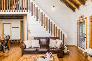 Smart TV, chimenea y videojuegos 