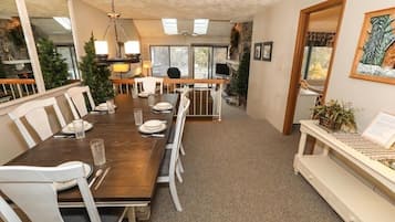 Apartamento, 2 habitaciones | Restauración