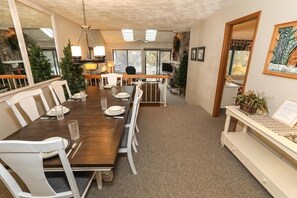 Condo, 2 Bedrooms | Dining - Seven Springs 2 BR Deluxe Condo with Mountain Views by RedAwning (Champion)