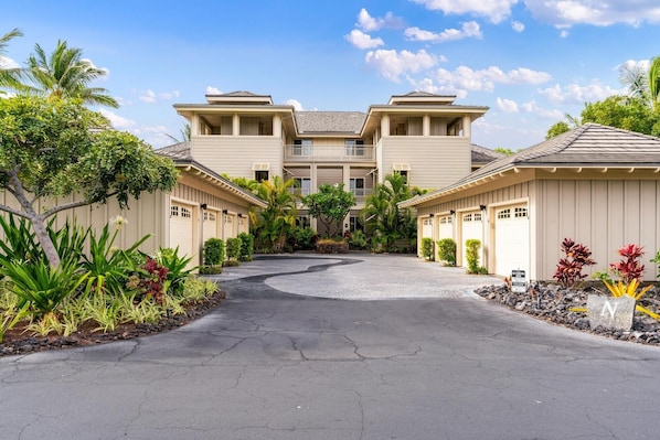 Condo, 2 Bedrooms | Exterior