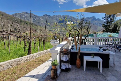 Amalfi Coast Countryside With Jacuzzi and Garden