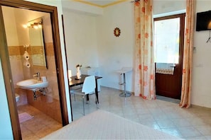 Villa | 3 chambres, fer et planche à repasser, accès au Wi-Fi (inclus)