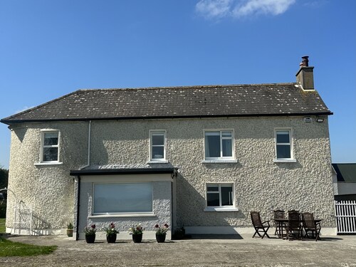 Beautiful Irish Farmhouse an Hours Drive From Four Irish Cities