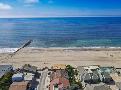 Beach Loft Steps From the Sand 32