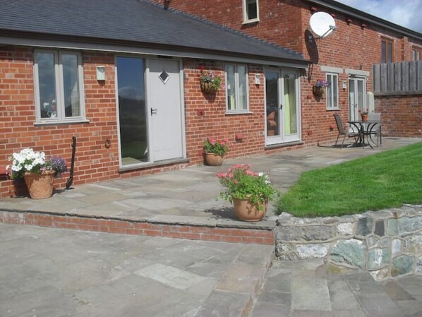 Terrace/patio - Stunning Barn Conversion (Guilsfield)