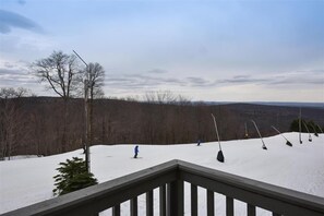 Condo, 3 habitaciones | Áreas de la propiedad