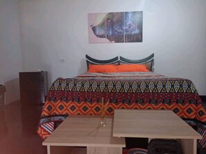 1 chambre, Wi-Fi gratuit, draps fournis