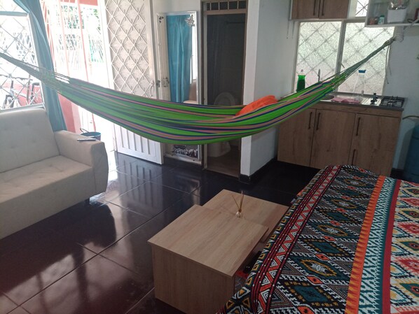 1 chambre, Wi-Fi gratuit, draps fournis