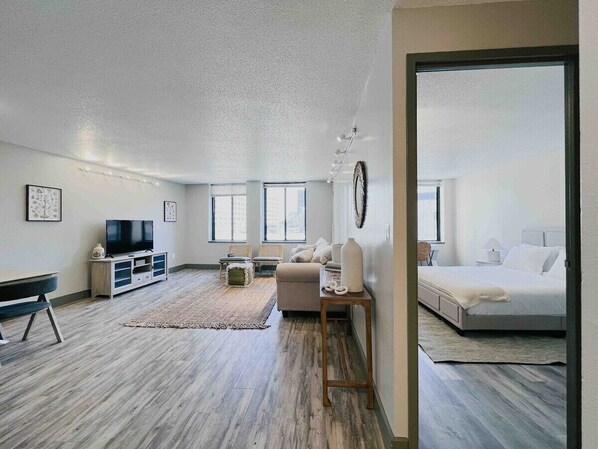 1 chambre, fer et planche à repasser, Wi-Fi gratuit, draps fournis