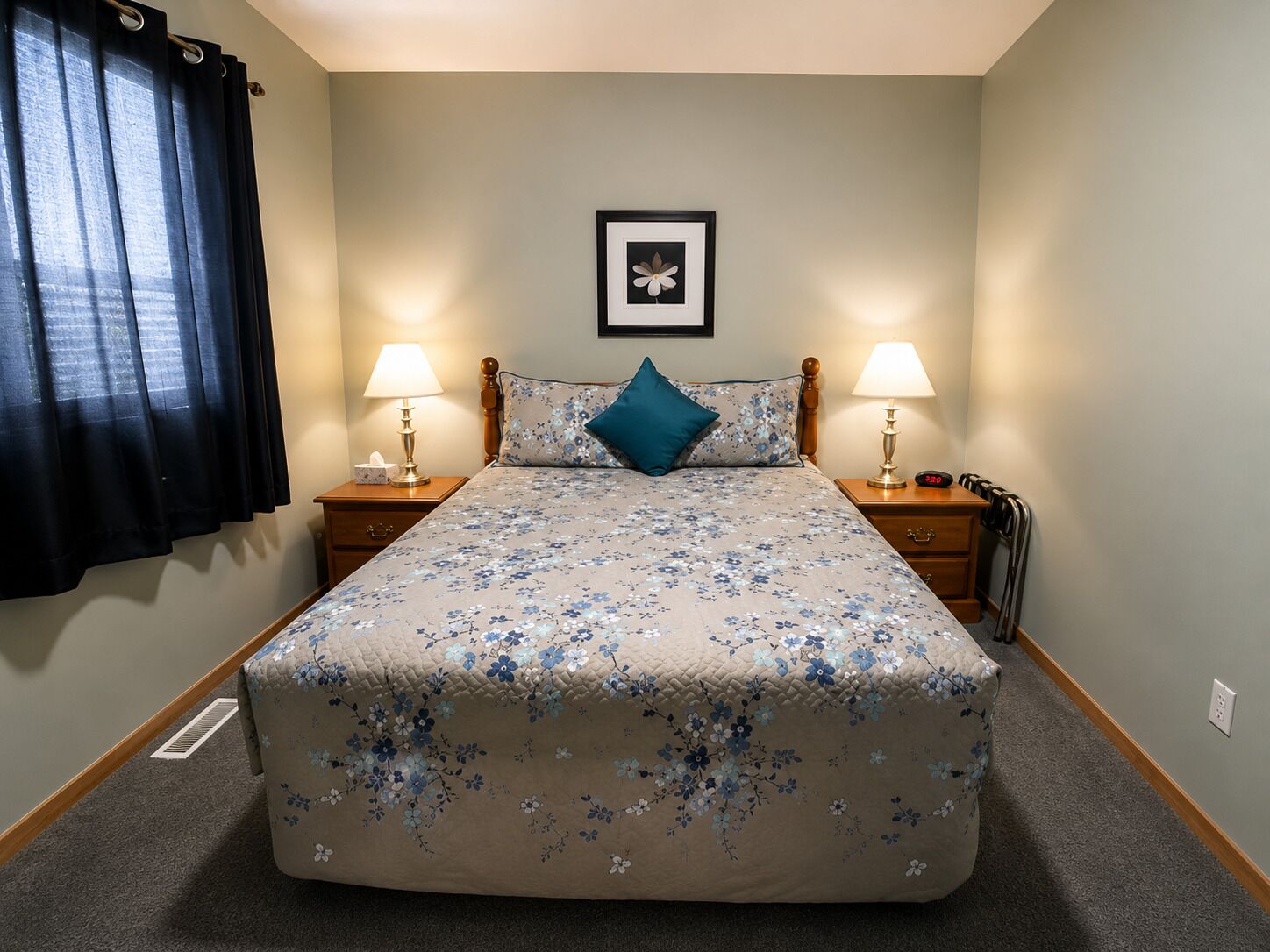 Economy Room