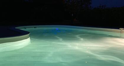 Villa Moderne Dans Joli Village