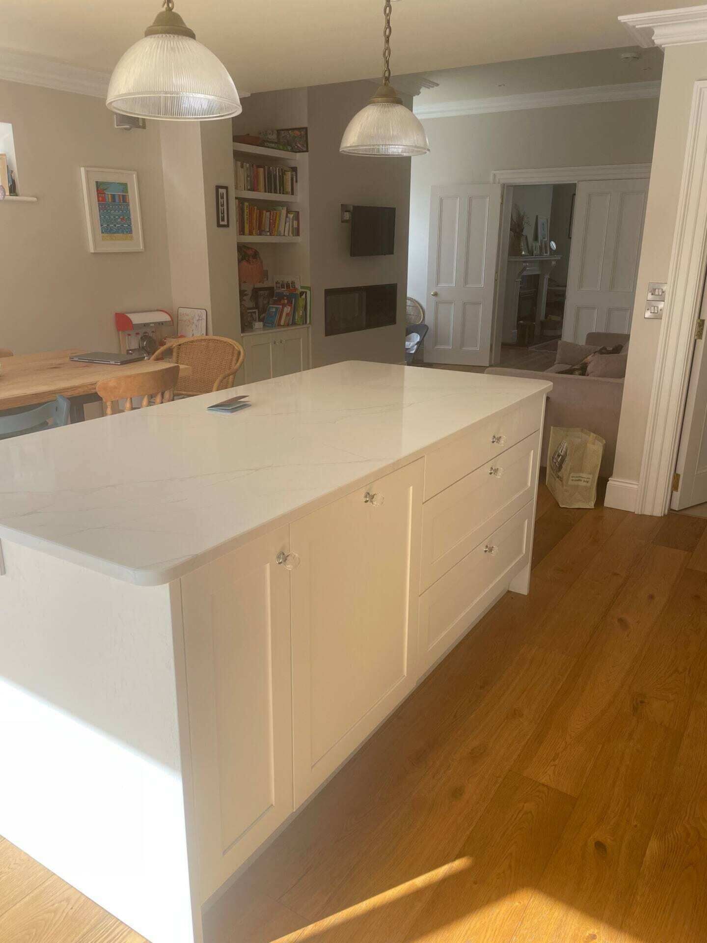 Basic House, Multiple Beds | Private kitchen | Fridge, microwave, oven, stovetop