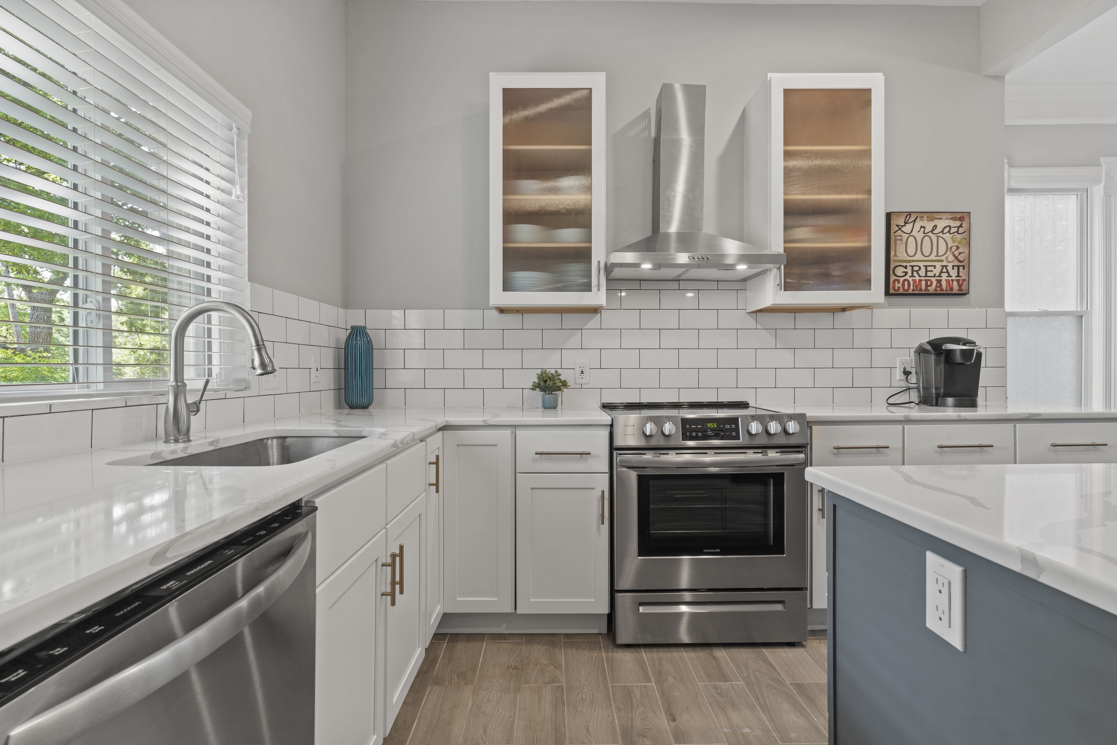 Spacious Upscale Retreat