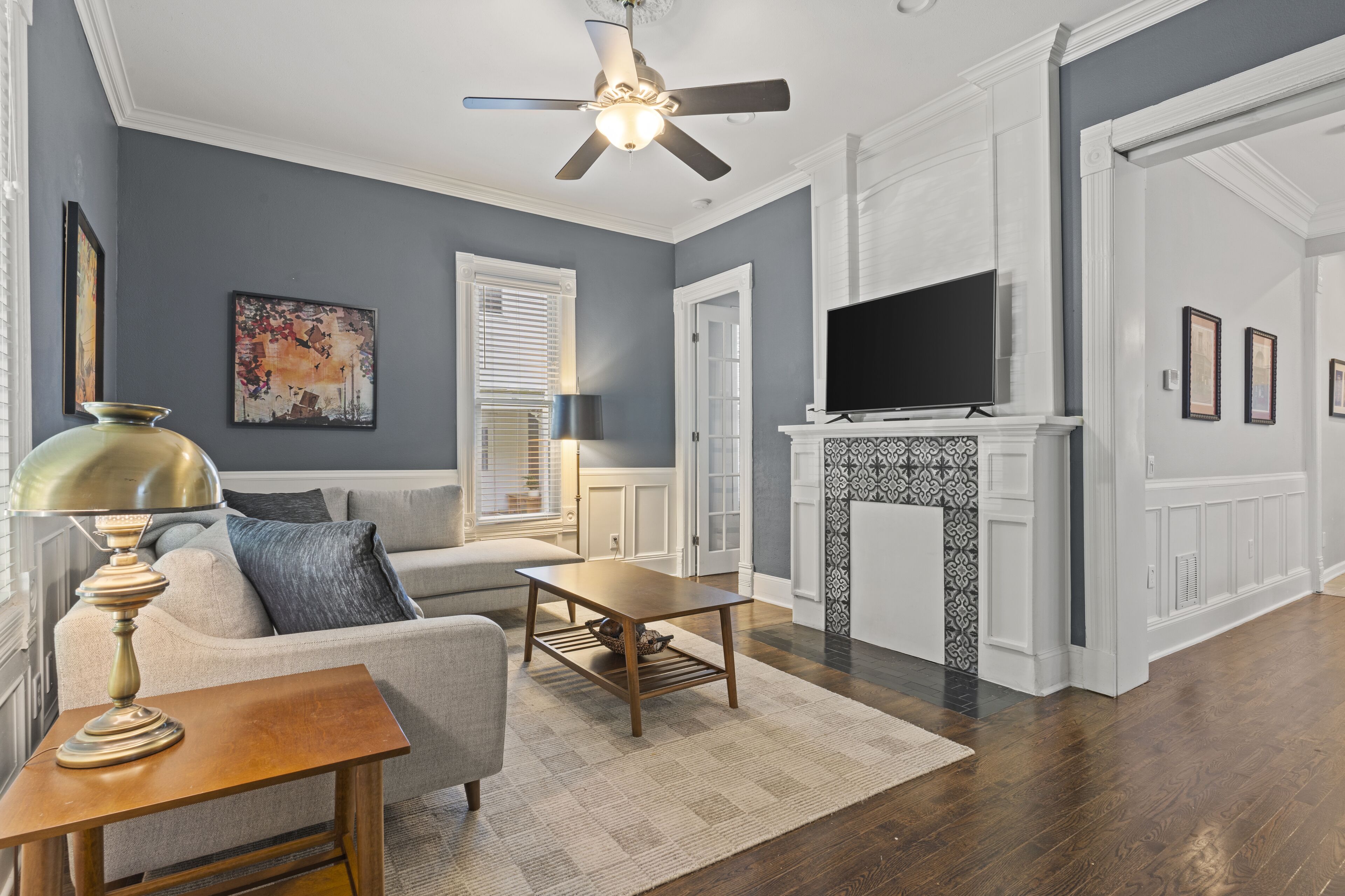 Spacious Upscale Retreat