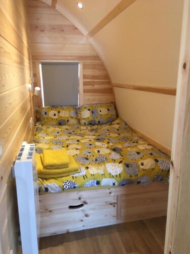Wigwam Lodge Pod With Hot Tub